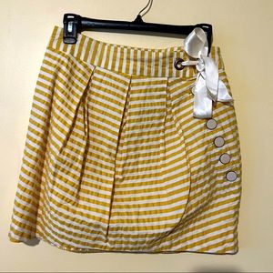 Size 4 anthropologie leifsdottir seer sucker skirt with buttons and bow